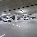 Park Place Aparthotel 4*