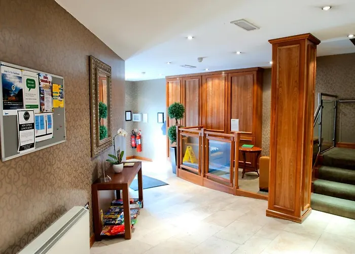 Park Place Aparthotel 4*